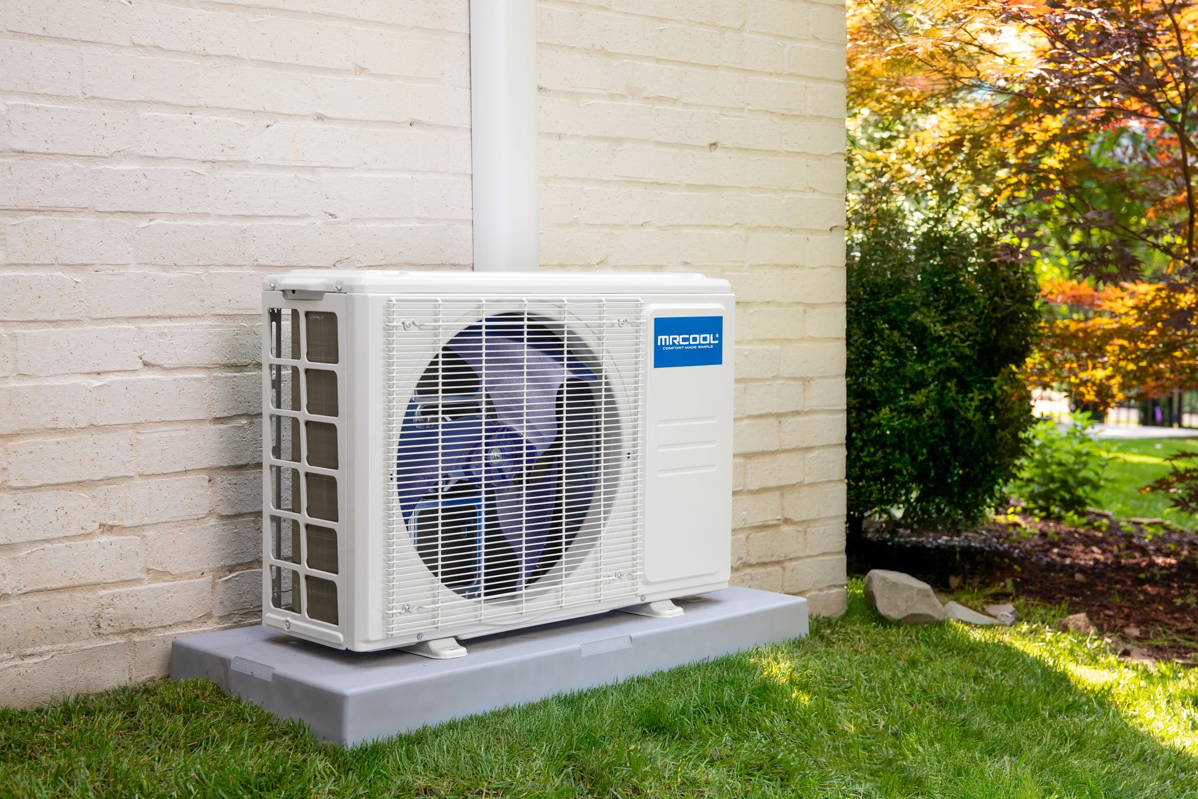 MRCOOL DIY 5th Gen 12,000 BTU Single-Zone Mini Split Heat Pump – 115V